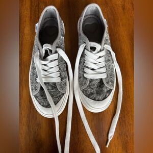 Gray Lace Flower Sneakers with White Laces by rocket dog